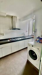 Parkview Apartments (D23), Apartment #569258671